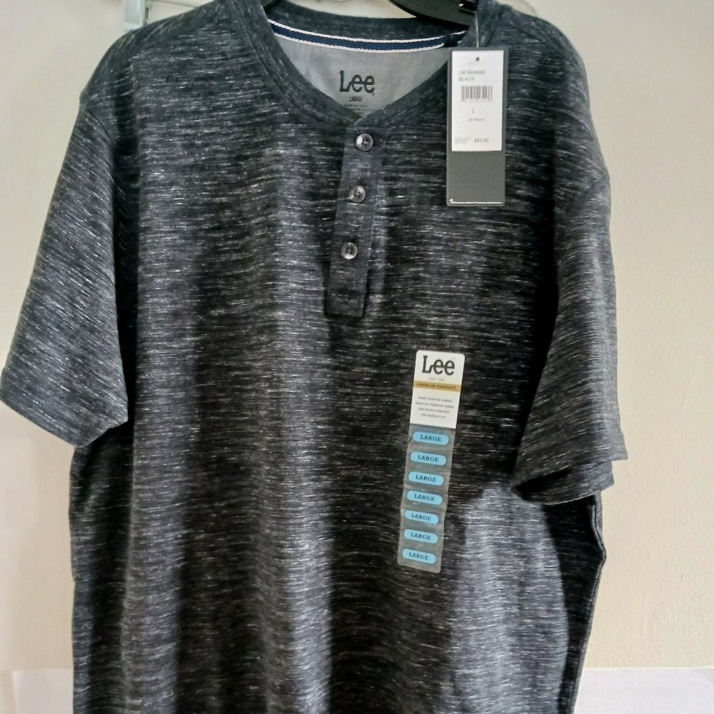 Lee henley short sleeve shirt NWT Size L